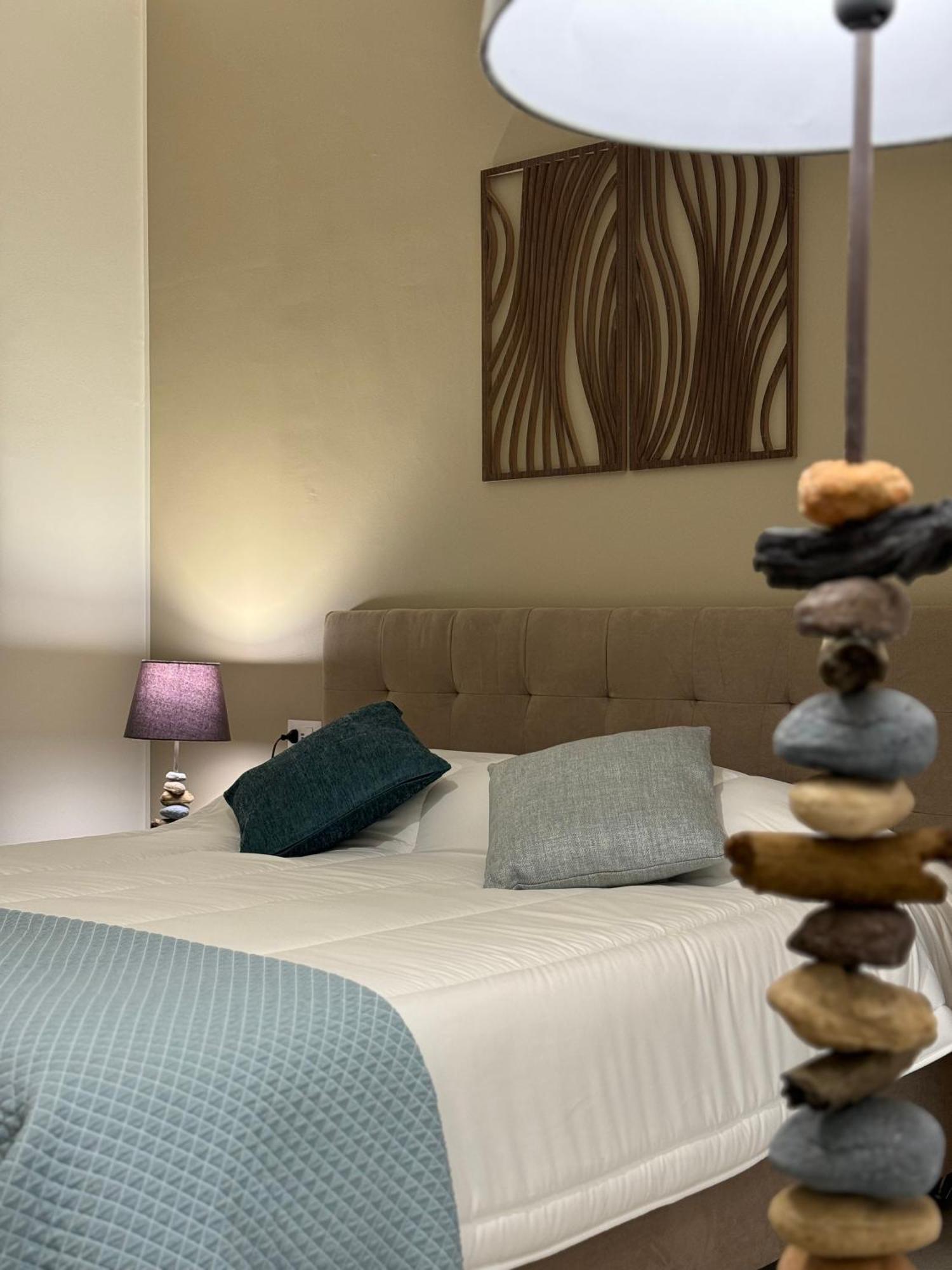 Dimora Dei Vespri 1 Otel Katanya Dış mekan fotoğraf