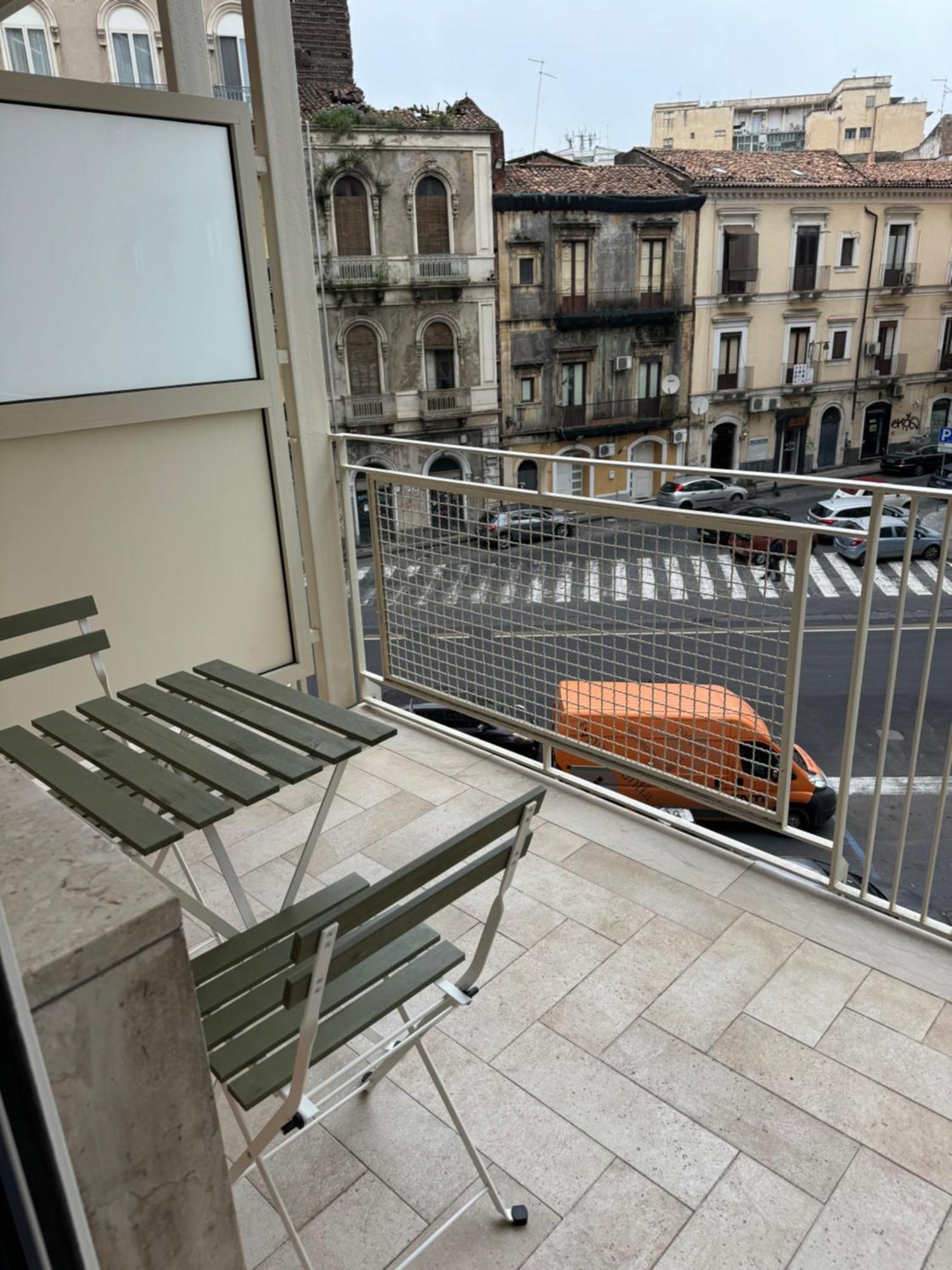 Dimora Dei Vespri 1 Otel Katanya Dış mekan fotoğraf