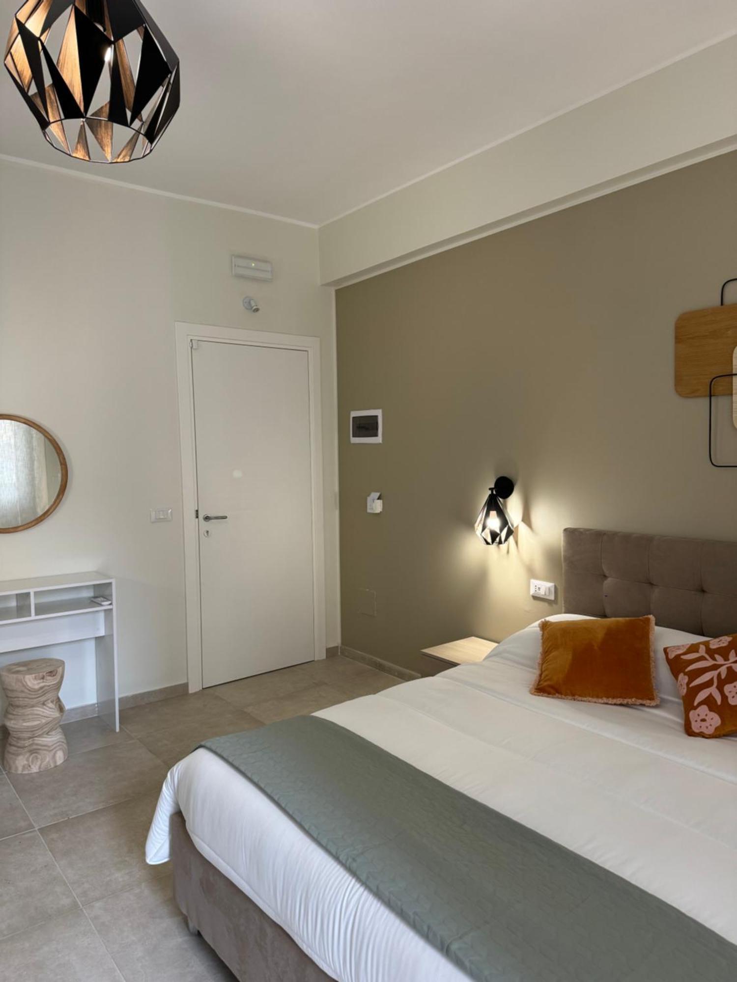 Dimora Dei Vespri 1 Otel Katanya Dış mekan fotoğraf
